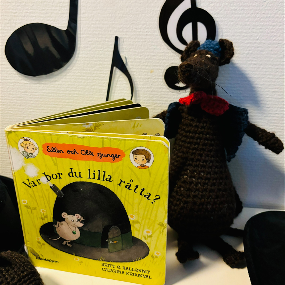 Var bor du lilla råtta - Bok och figur